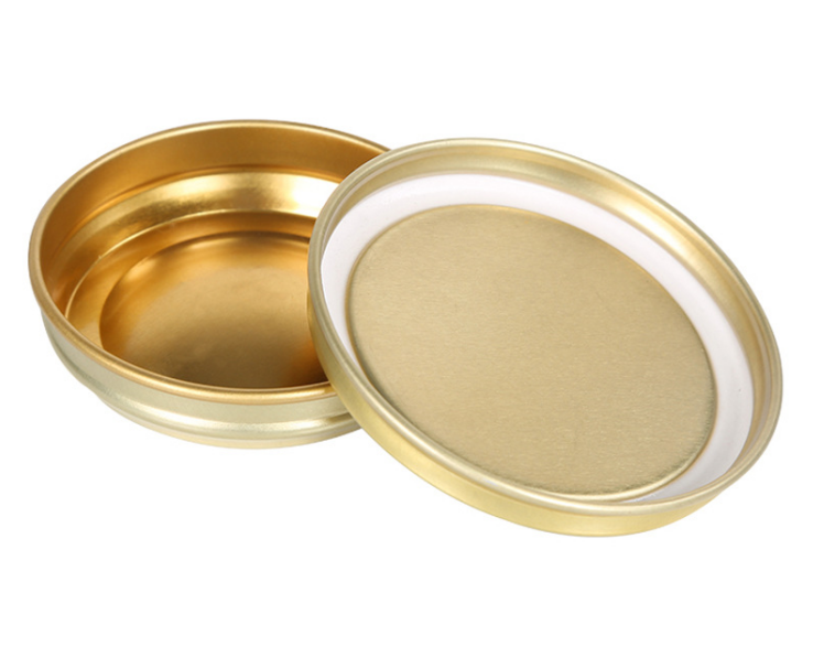 tin container with lid